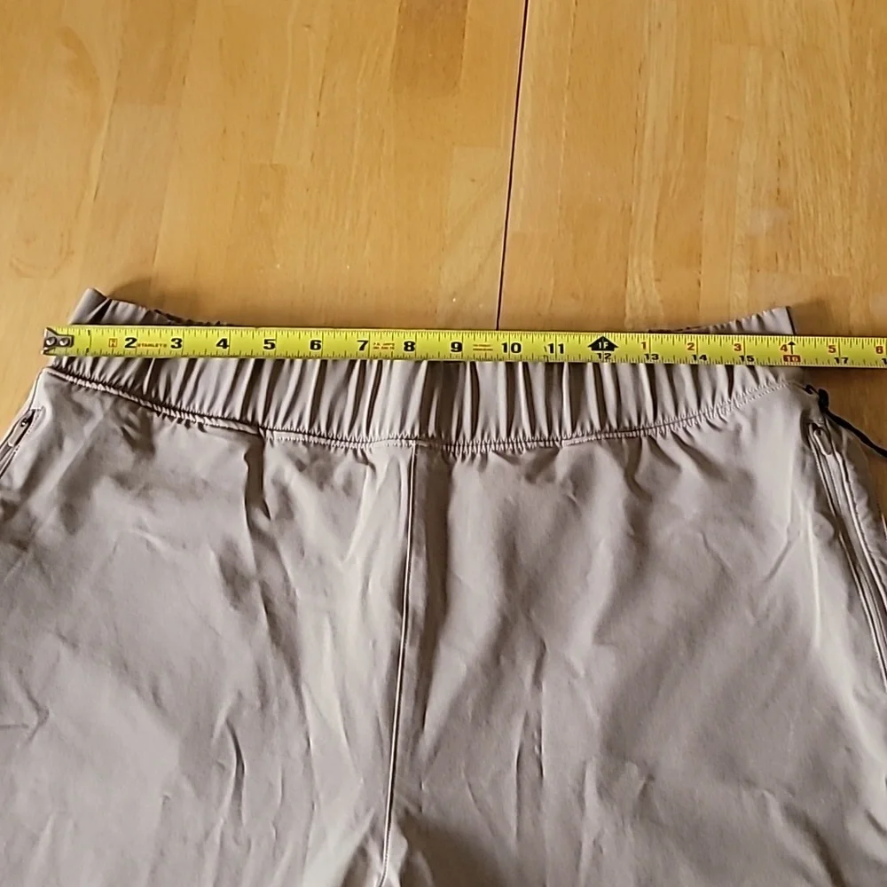 ALO Yoga Repetition Pant - Picture 5 of 13